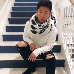 Meet your Posher, Joshua